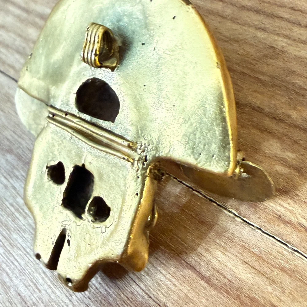 Miriam Haskell Pre-Columbian Tumbaga Cacique Chieftain Headgear Scepter Pendant - Picture 2 of 4